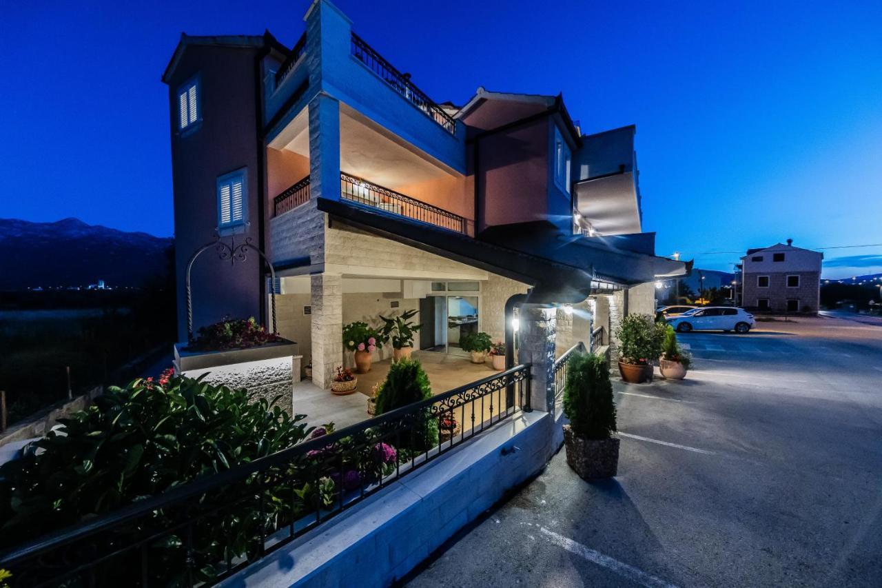 San Mihael Luxury Rooms 1 Dugopolje Exteriér fotografie